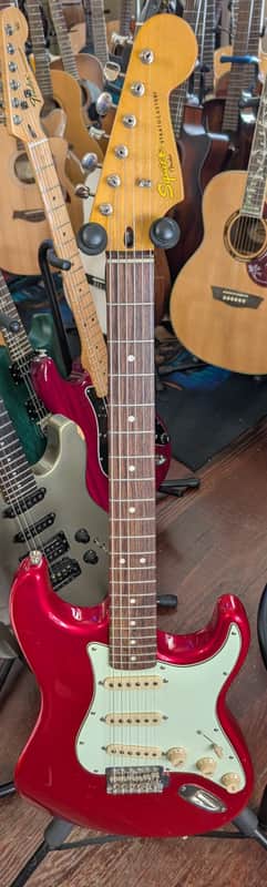Squier Classic Vibe 60s Stratocaster Candy Apple Red image 1
