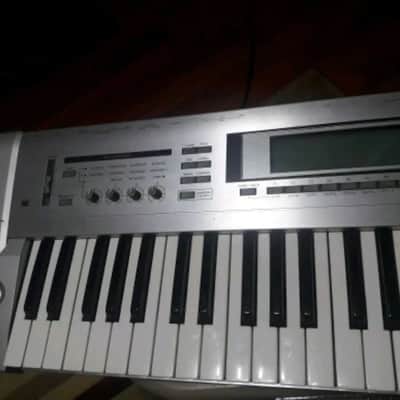 Korg Triton LE 61 w/ Drum Setup image 2