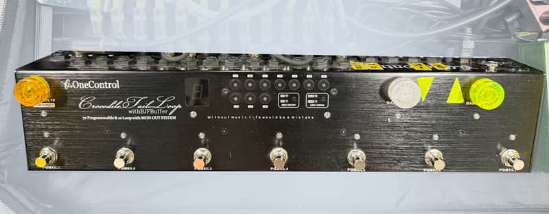 One Control Crocodile Tail Loop Switcher image 1