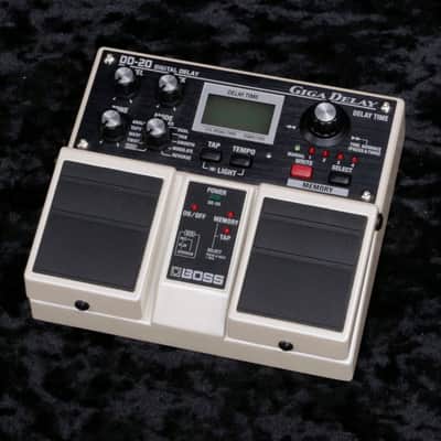 Boss DD-20 Giga Delay | Reverb