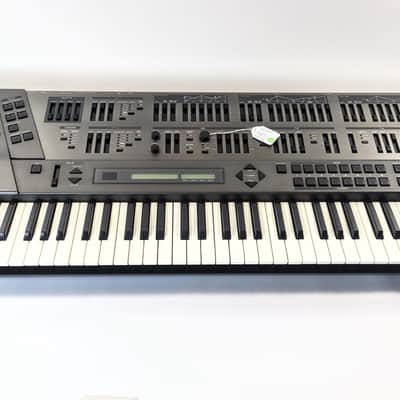 Roland JD-800 61-Key Programmable Synthesizer 1991 - 1995 - (Serviced / Warranty)