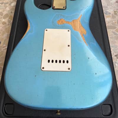 Fender The Strat with Maple Fretboard 1981 - Lake Placid Blue image 9