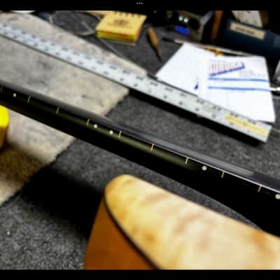 ZON Michael Manring 5 string Hyperbass image 13