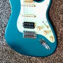 2015 Fender Deluxe Lone Star hss Stratocaster, Maple Fingerboard, Ocean Turquoise electric guitar