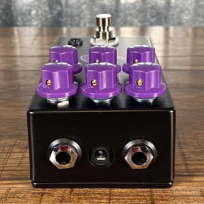 JHS Pedals Violet Lari Basilio Distortion Overdrive Guitar Effect Pedal Black image 5