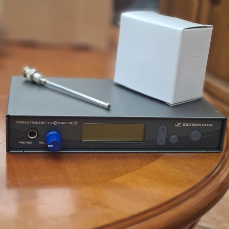 Sennheiser 🎧🎚️ Sennheiser SR 300 IEM G2 D Stereo Transmitter | 786–822 MHz | Adapter & Antenna | Near Mint / Unused image 1