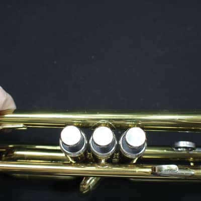 A King Model 600 Bb Trumpet in it's Original Case A Really Nice Horn # 11 T image 9