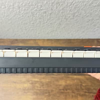 Yamaha PSS-370 Synthesizer 1987 - Black image 5
