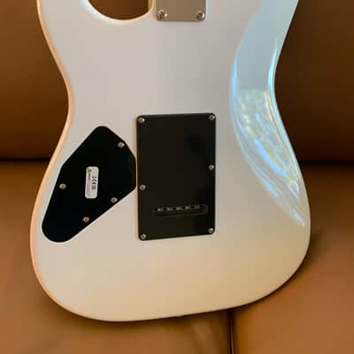 Fender Aerodyne Special Stratocaster 2023 MIJ Bright White MINT Never Played with Hard Case image 10