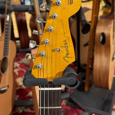 Fender Vintera II '60s Stratocaster Limited Edition Road Worn Lake Placid Blue image 3
