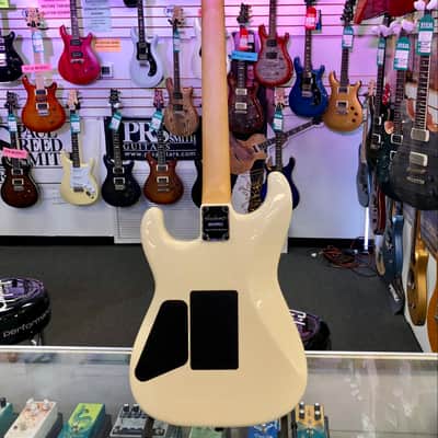 Jackson Pro Origins 1985 San Dimas SD1A H FR, Maple Fingerboard, Vanilla Shake with Gig Bag image 3