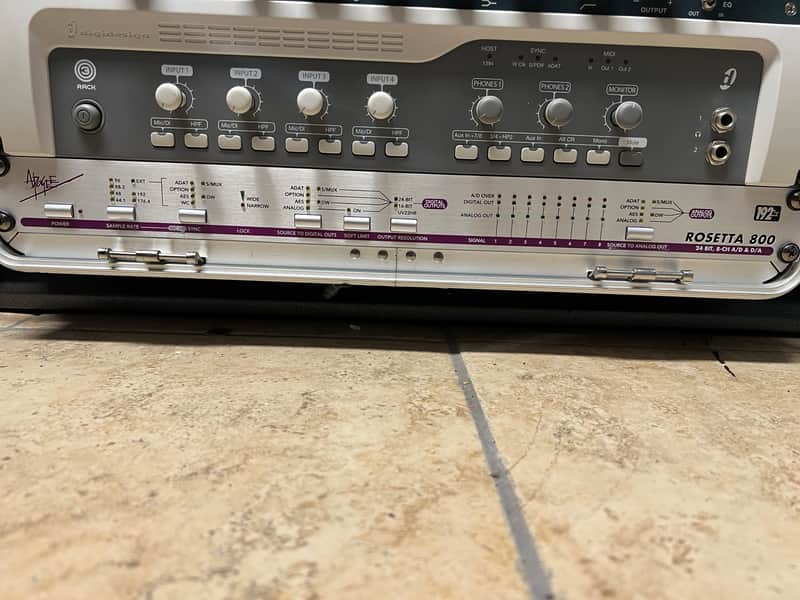 Apogee Rosetta 800 192kHz 8-Channel AD/DA Converter 2000s - Silver image 1