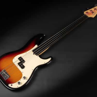 2005 Fender 60th Anniversary American Precision Bass Custom Fretless - 3-Color Sunburst | USA 4-String Boutique Ebony Fretboard | Case image 5