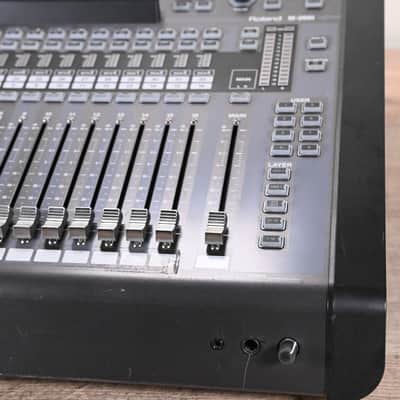 Roland M-200i 32-Channel Live Digital V-Mixer Console (NO POWER SUPPLY) CG01B7Q image 3