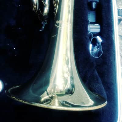 Anthem TP-713-307 Student Trumpet Gold Lacquer with Yamaha 11B4 Mouthpiece image 3