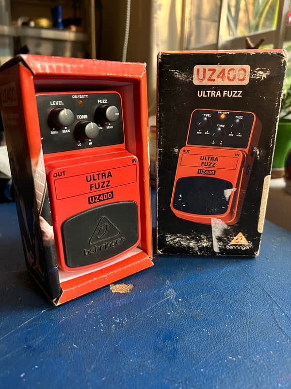 Behringer UZ400 Ultra Fuzz | Reverb Behringer UZ400 Ultra Fuzz | Reverb