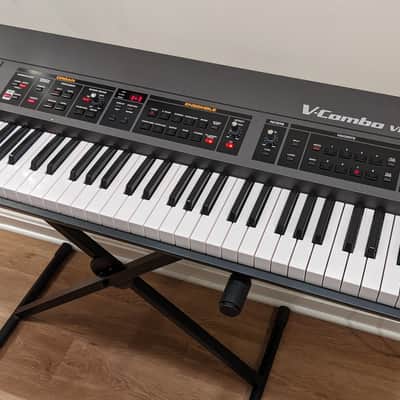 Roland VR-700 76-Key V-Combo Organ 2000s - Black image 3