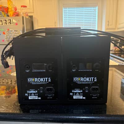 KRK RP-5 Rokit G4 2-Way 5" Active Studio Monitors (Pair) 2019 - 2021 - Black image 4
