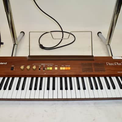 Roland HP-30 Piano Plus 30 61-Key Electric Piano Keyboard with Stand & Pedal image 3