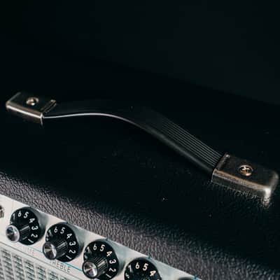 Fender '68 Custom Deluxe Reverb Combo Amplifier image 7