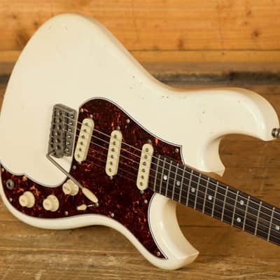Novo Select Idris | Olympic White - Tortoise Shell Pickguard image 5