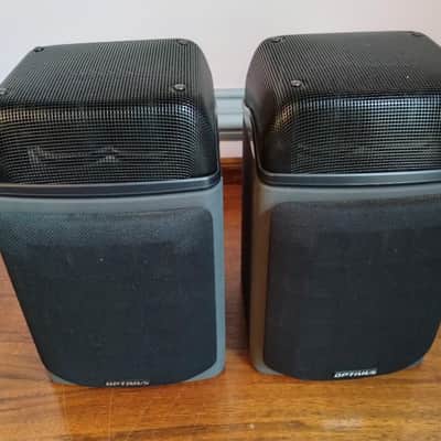 Optimus Pro LX5 bookshelf speakers in excellent condition - 1980's image 5
