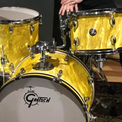 Gretsch Catalina Club 4 Piece Shell Pack (18/12/14/14SN) Yellow Satin Flame image 1