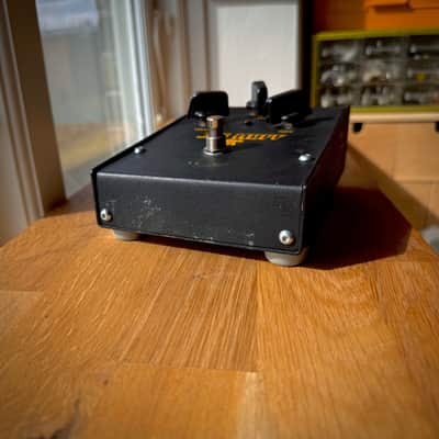 Electro-Harmonix Big Muff Pi(Black Russian) 1998 - 2009 - Black image 3
