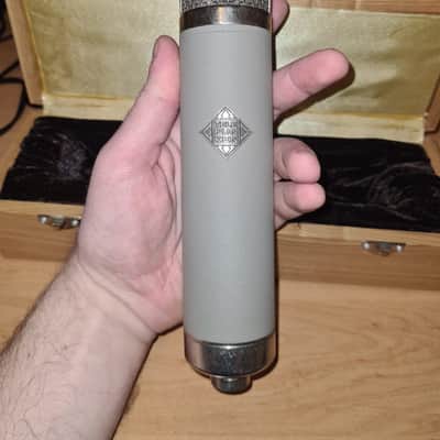 Telefunken AK-47 - Large Diaphragm Multipattern Tube Condenser Microphone 2010s - Silver image 6