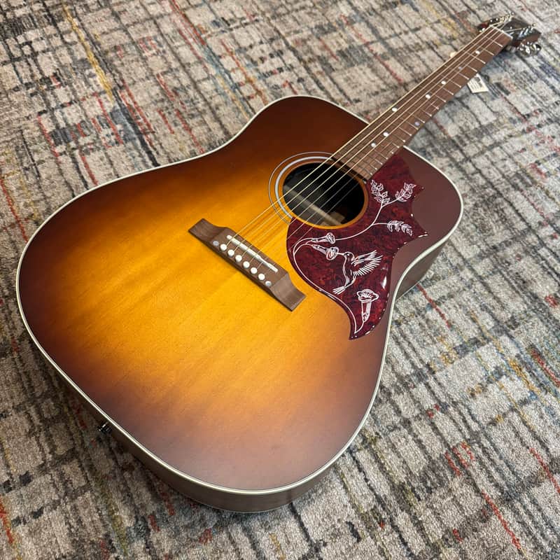 Gibson Hummingbird Studio Walnut 2023 - Present - Satin Walnut Burst
