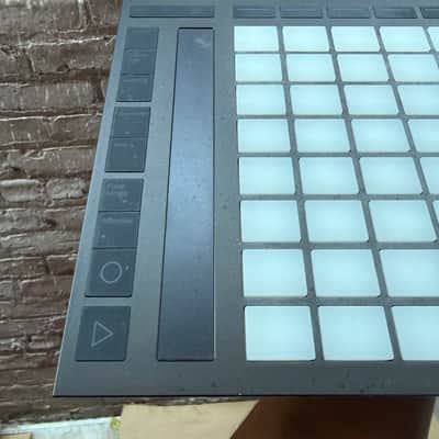 Ableton Push 2 MIDI Controller for Ableton Live w/ Power Supply, USB Cable & Original Box image 8