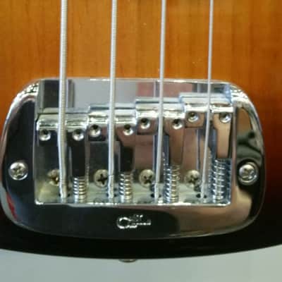 USA G&L L-1500 Mid 2000's NOS Three Tone Sunburst, case and paperwork have escaped! image 4