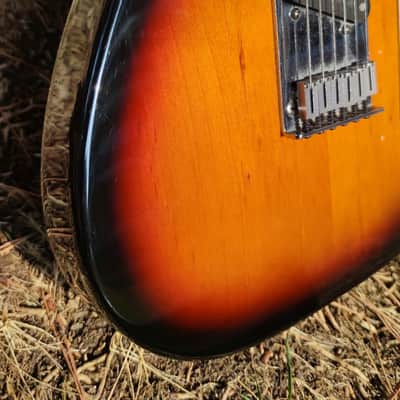 Fender American Standard Telecaster with Maple Fretboard 1998 3 Color Sunburst image 4