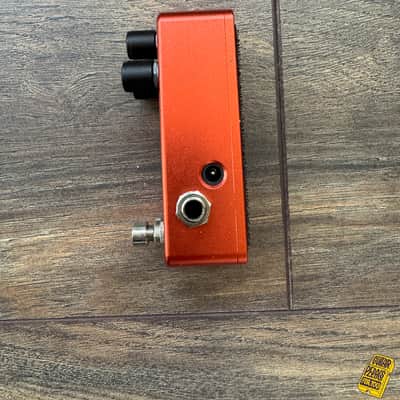 One Control Lingonberry Overdrive image 2