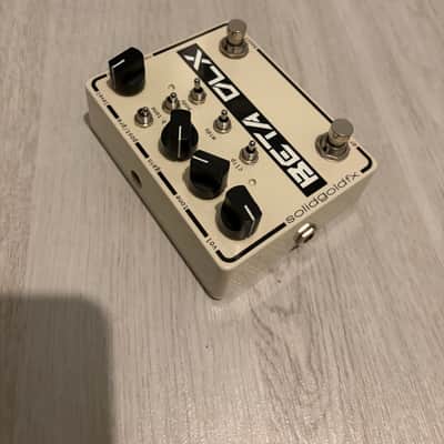 SolidGoldFX Beta DLX Overdrive 2010s - White image 5