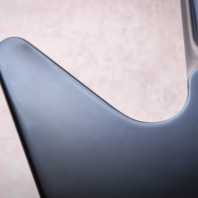 GIBSON USA Custom Shop Explorer Custom "Ebony Gloss + Ebony" (2024) image 15