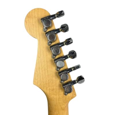 Fender Japan ST-STD Standard Stratocaster 1993-1994 - Sunburst image 11