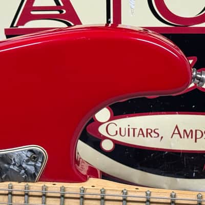 Fender Limited Edition '94 American Special Stratocaster Guitar with Case 1994 - Lipstick Red / Maple neck image 3