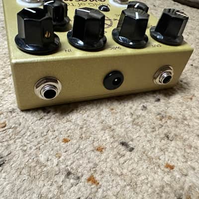 Analogman King of Tone V4 with Red Side High Gain Option 2009 - Present - Graphic image 3