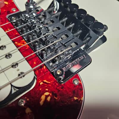 Fender Player Stratocaster Floyd Rose HSS with Maple Fretboard - Polar White image 5