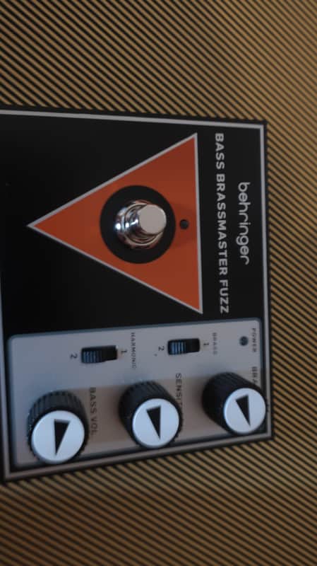Behringer Brassmaster Fuzz