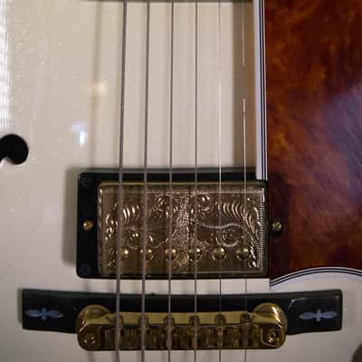 Gibson L4 10th Anniversary - Diamond White/Engraved Gold image 8