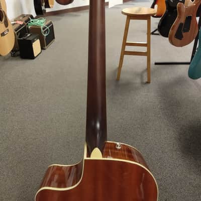New Fender Kingman Acoustic-Electric Bass Guitar - Shaded Edge Burst with Deluxe Gigbag image 8