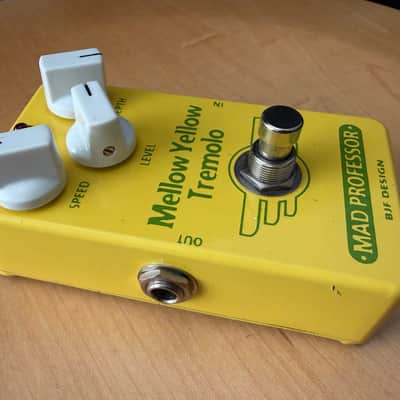 Mad Professor Mellow Yellow Tremolo Handwired 2010s - Yellow Bild 3