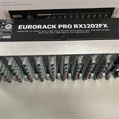 BEHRINGER RX1202FX Mixer 12 Ingressi a Rack image 3