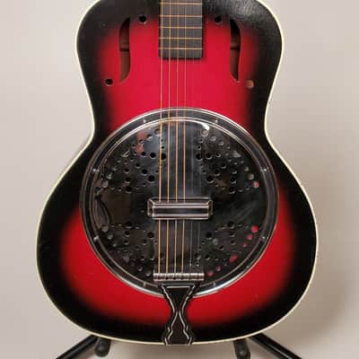 1960's Belltone Slide & Contemporary guitar. Acoustically sound  Rosewood neck. Orig.case. RARE image 4