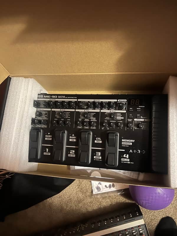 Boss ME-90 Guitar Multiple Effects 2023 - Present - Black image 1