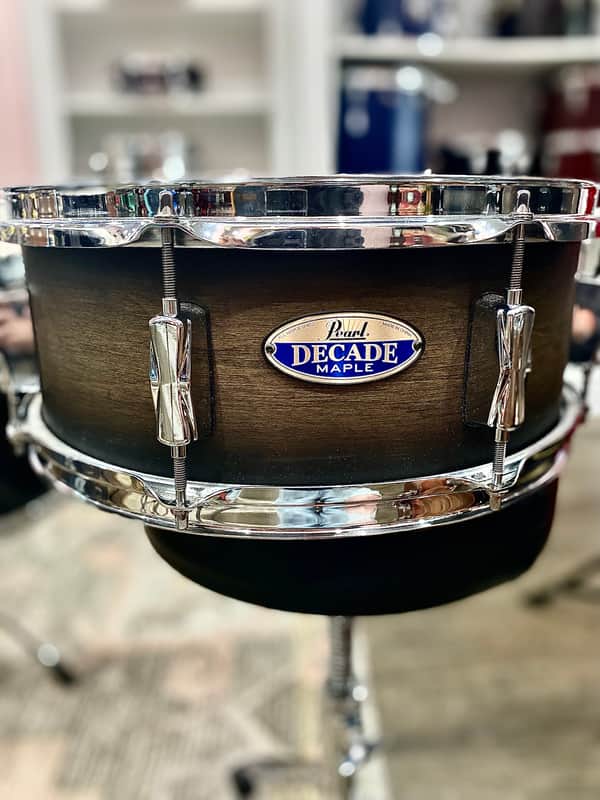 Pearl Decade Maple 14x5.5 - Satin Black Burst image 1