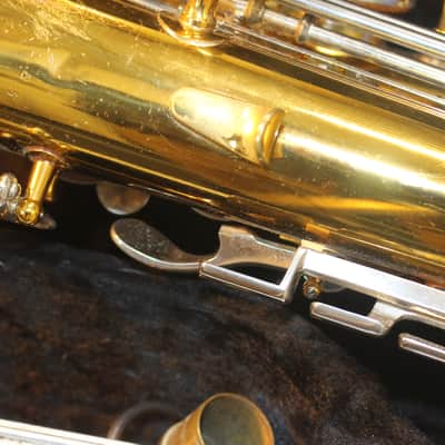 Bundy Saxophone alto Vintage 1957 red label - brass image 16