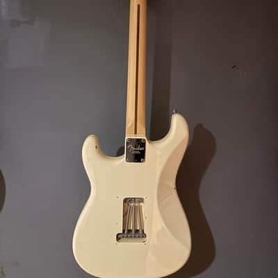Fender Stratocaster 2018 - Olympic White image 2